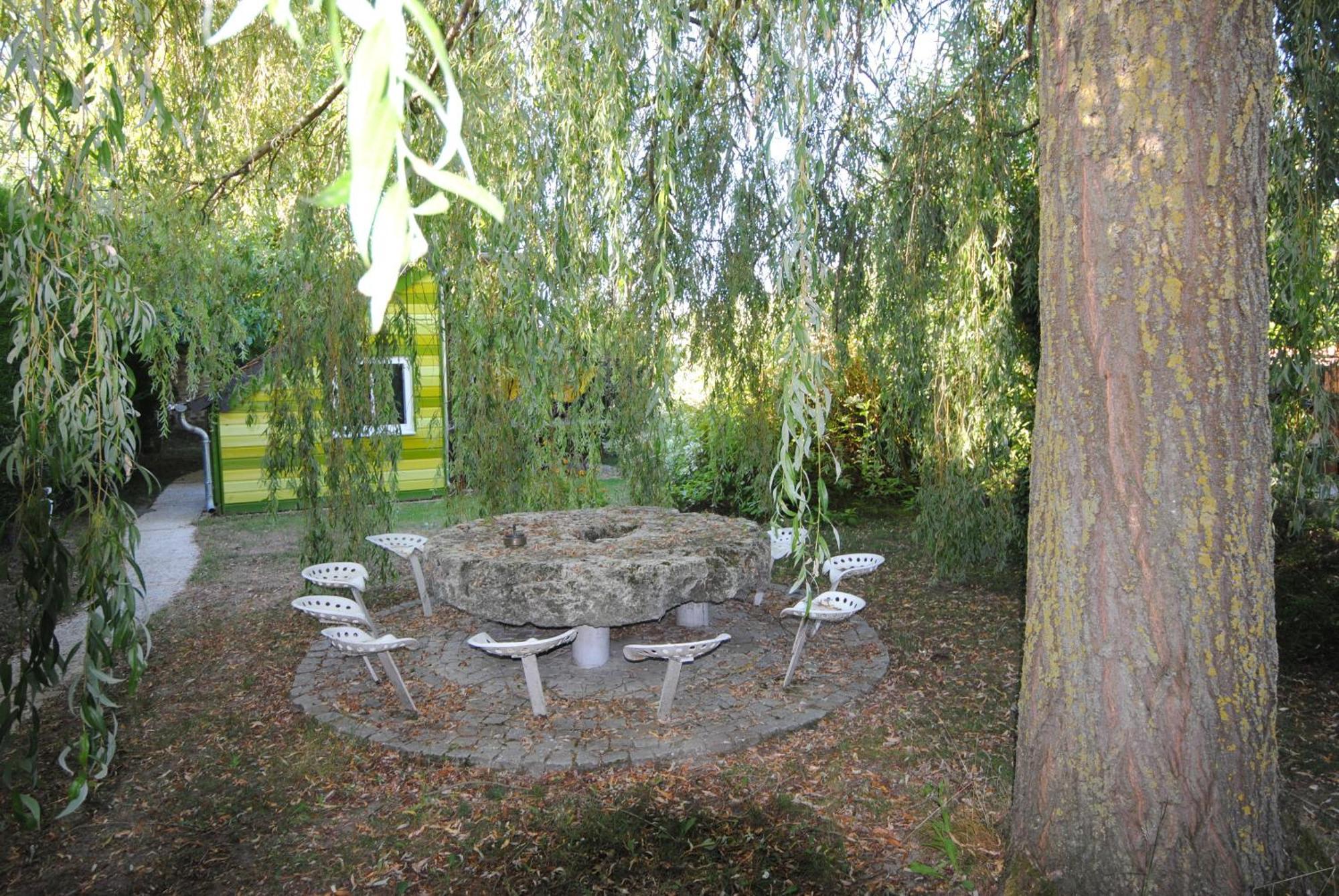 Hotel Les meublés du Grand Logis Marchais  Habitación foto